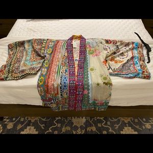 Johnny Was Short Biya Wonder reversible silk kimono with pockets.